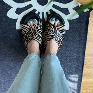 Anine Bing sought after leopard slides